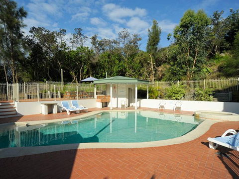 Whale Watch Resort Apartments - Australia Accommodation 2