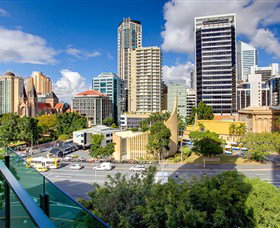 Quattro On Astor Apartments - Australia Accommodation 2