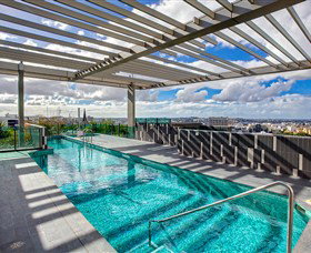 Quattro On Astor Apartments - Australia Accommodation 1