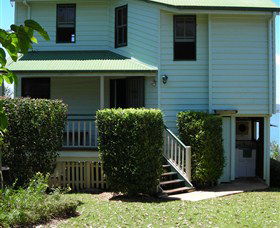 Lamb Island Holiday Cottage - Australia Accommodation 0