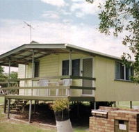 Cosy Cottages Amity Point - Australia Accommodation