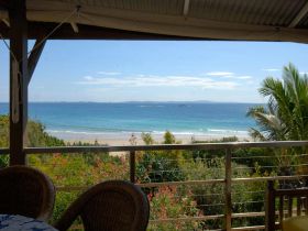 Claytons On Cylinder Beach Front Apartments - Australia Accommodation 0