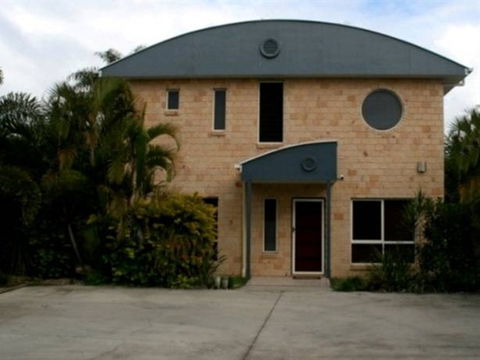 Beach House Redcliffe - Australia Accommodation 0