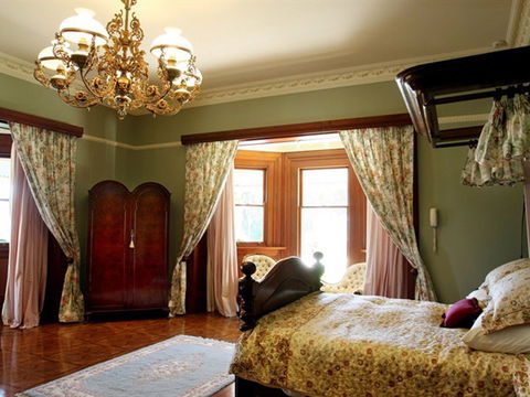 Beaumont House And Lodge - Australia Accommodation 0
