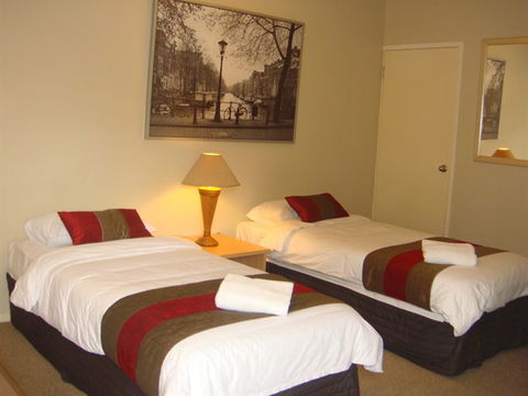 Brisbane Street Studios - Australia Accommodation 1