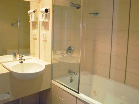 Kingsford Smith Motel - Australia Accommodation 2