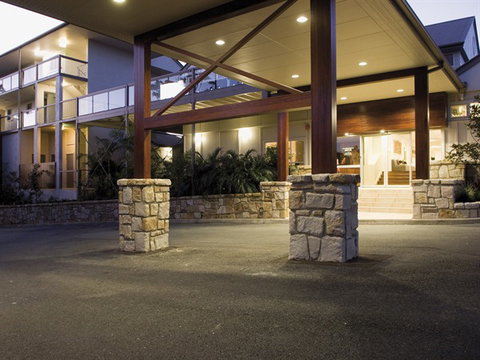 Mercure Clear Mountain Lodge Spa And Vineyard - Australia Accommodation 0