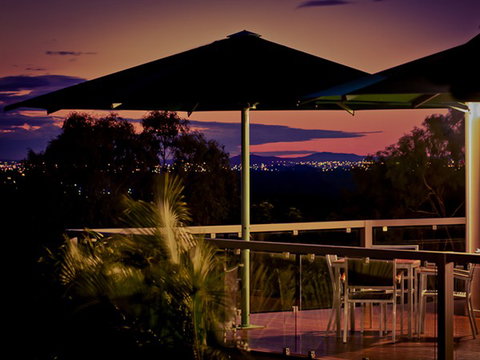 Mercure Clear Mountain Lodge Spa And Vineyard - Australia Accommodation 6