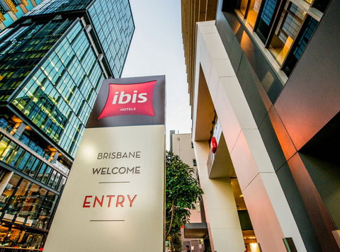 Ibis Brisbane - Australia Accommodation 1