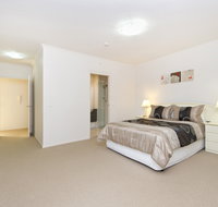 On the Bay Apartments - Australia Accommodation