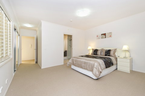 On The Bay Apartments - Australia Accommodation 0