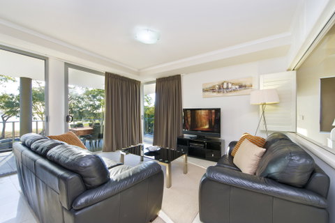 On The Bay Apartments - Australia Accommodation 1