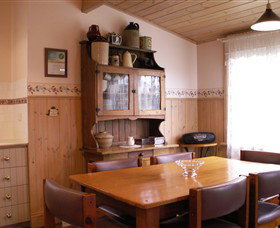 Rossmore Cottage - Australia Accommodation 3