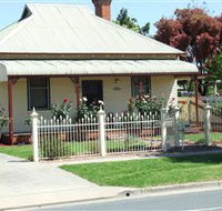 Serenity On The Border Self Catered Bed  Breakfast - Australia Accommodation