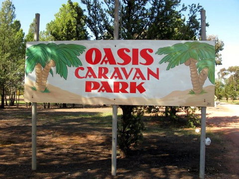 Oasis Caravan Park - Australia Accommodation 1