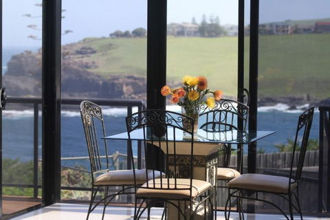 Sea Whispers Bed & Breakfast - Australia Accommodation 1
