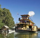 Paddlesteamer Emmylou - - Australia Accommodation