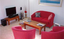 Peaceful Palms Bed And Breakfast - - Australia Accommodation 2