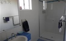 Fossickers Cottages - Australia Accommodation 4