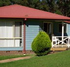 Lake Glenbawn Holiday Cottages - Australia Accommodation