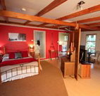 Lake Victoria Station Lodge - Australia Accommodation