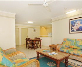 Cairns Queenslander Hotel And Apartments - Australia Accommodation 1