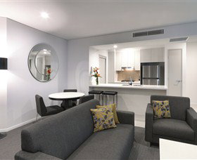 Meriton Serviced Apartments - Herschel Street - Australia Accommodation 2