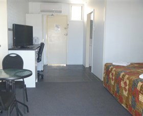 Mid City Motor Inn - Australia Accommodation 2