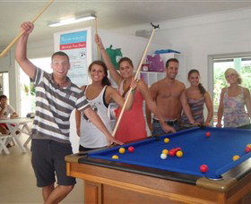 Absolute Backpackers Mission Beach - Australia Accommodation 3
