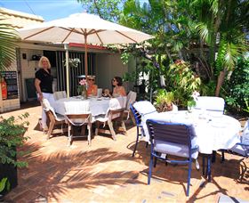 Bundaberg Coral Villa Motel A Golden Chain Motor Inn - Australia Accommodation 3
