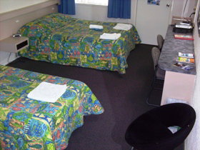 Bundaberg Coral Villa Motel A Golden Chain Motor Inn - Australia Accommodation 2