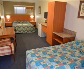 Motel Monaco - Australia Accommodation 0