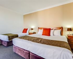 Hillcrest Apartment Hotel - Australia Accommodation 3