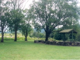 Sharp Park River Bend Country Bush Camping - Australia Accommodation 2