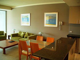 Grand Apartments - Australia Accommodation 1