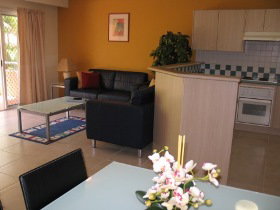 Blue Waters Apartments - Australia Accommodation 2