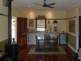 The Sanctuary Springbrook. Guest House / Cottage - Australia Accommodation 1