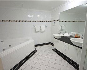 Xanadu Resort - Australia Accommodation 1