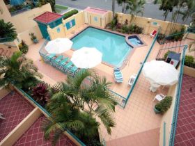 Paradise Isles - Australia Accommodation 1