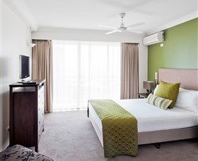 Mantra Crown Towers - Australia Accommodation 1
