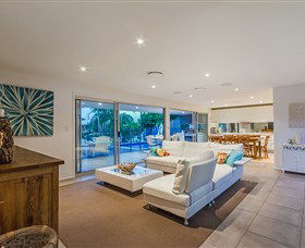 Malibu Shores At Vogue Holiday Homes - Australia Accommodation 1