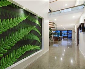 CÃ©st La Vie Elite Holiday Home - Australia Accommodation 0