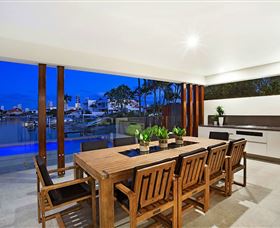 CÃ©st La Vie Elite Holiday Home - Australia Accommodation 2