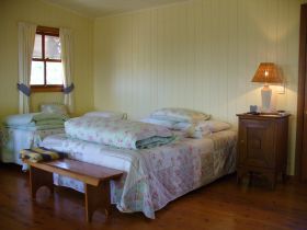 Mango Hill Cottages Bed And Breakfast - Australia Accommodation 1