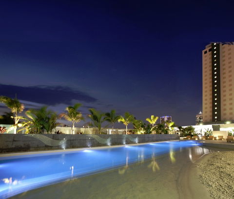 Wyndham Hotel Surfers Paradise - Australia Accommodation 1