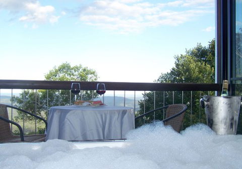 At Remingtons B & B Private Cottages  - Australia Accommodation 4