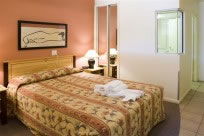 Grand Palais Beachside Resort - Australia Accommodation 10