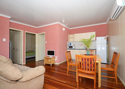 Ned Kellys Motel - Australia Accommodation 4