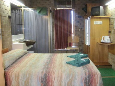 Desert Rose Inn - Australia Accommodation 22