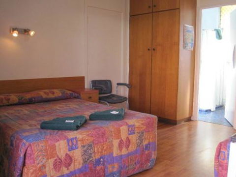 Desert Rose Inn - Australia Accommodation 23